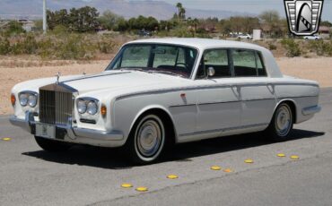 Rolls-Royce-Silver-Shadow-1966-11