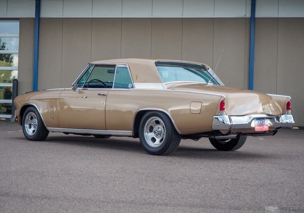 Studebaker-Hawk-1963-1