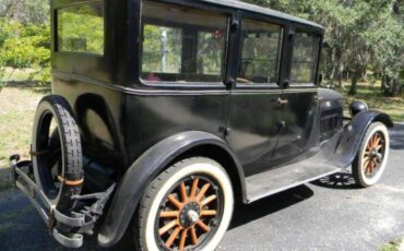 Studebaker-Light-six-1922-3