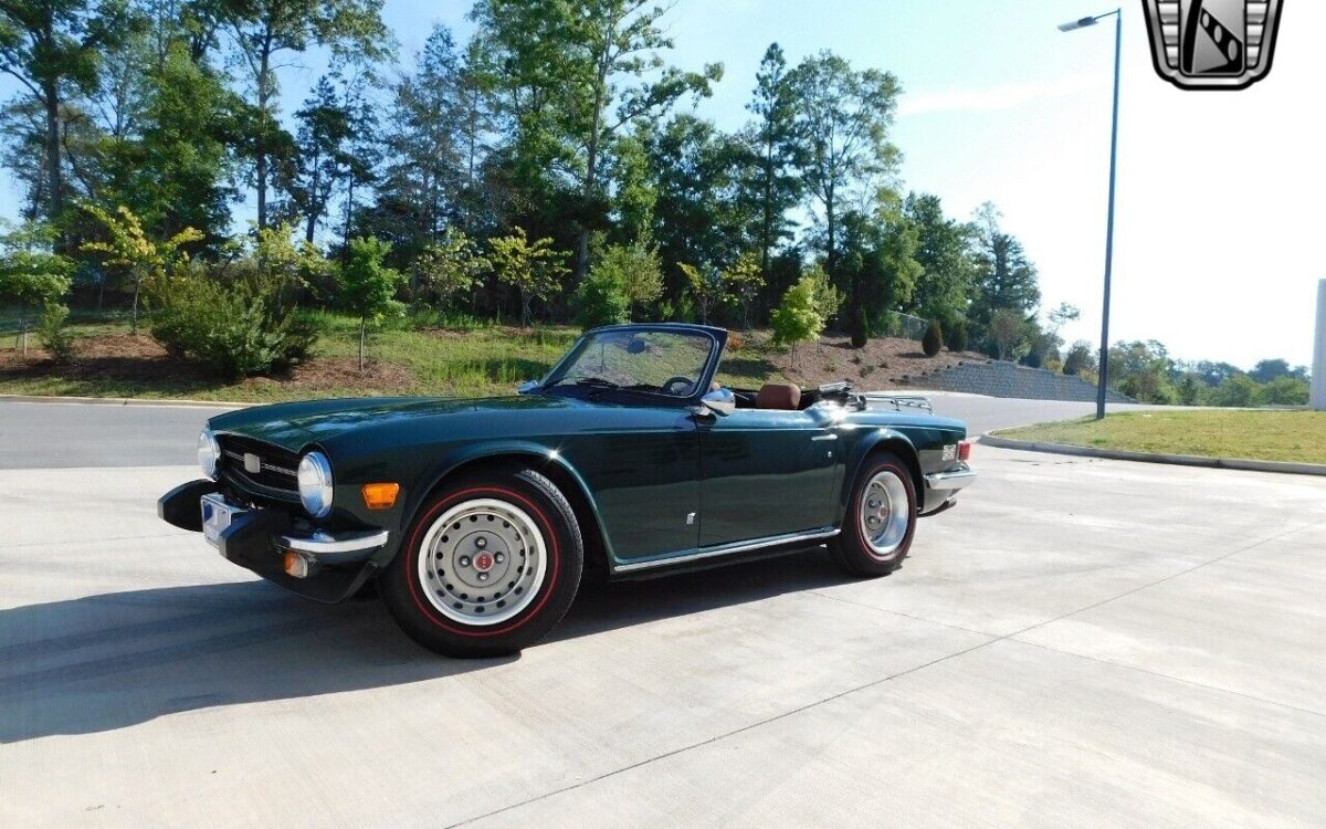 Triumph-TR-6-1975-2