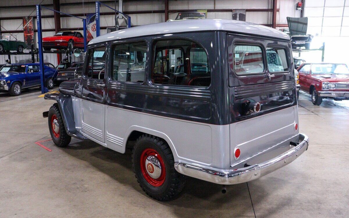 Willys-Overland-Jeepster-Break-1950-5