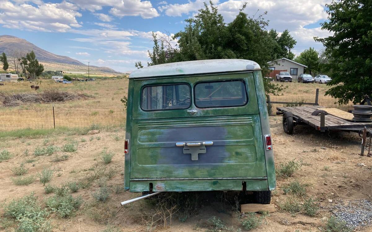 Willys-Wagon-1959-3