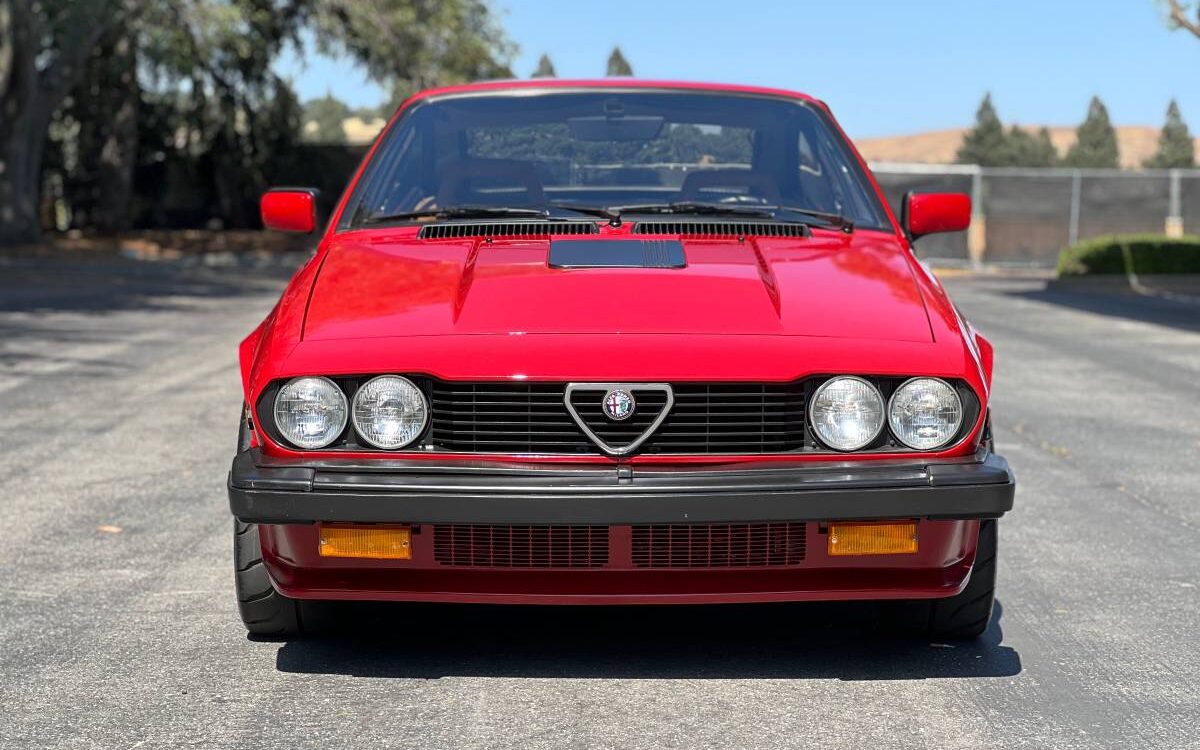 Alfa-romeo-Gtv6-1986-2