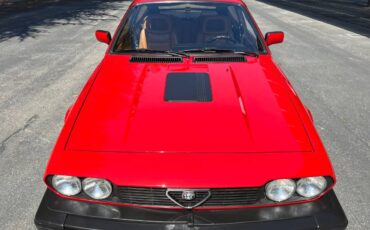 Alfa-romeo-Gtv6-1986-9