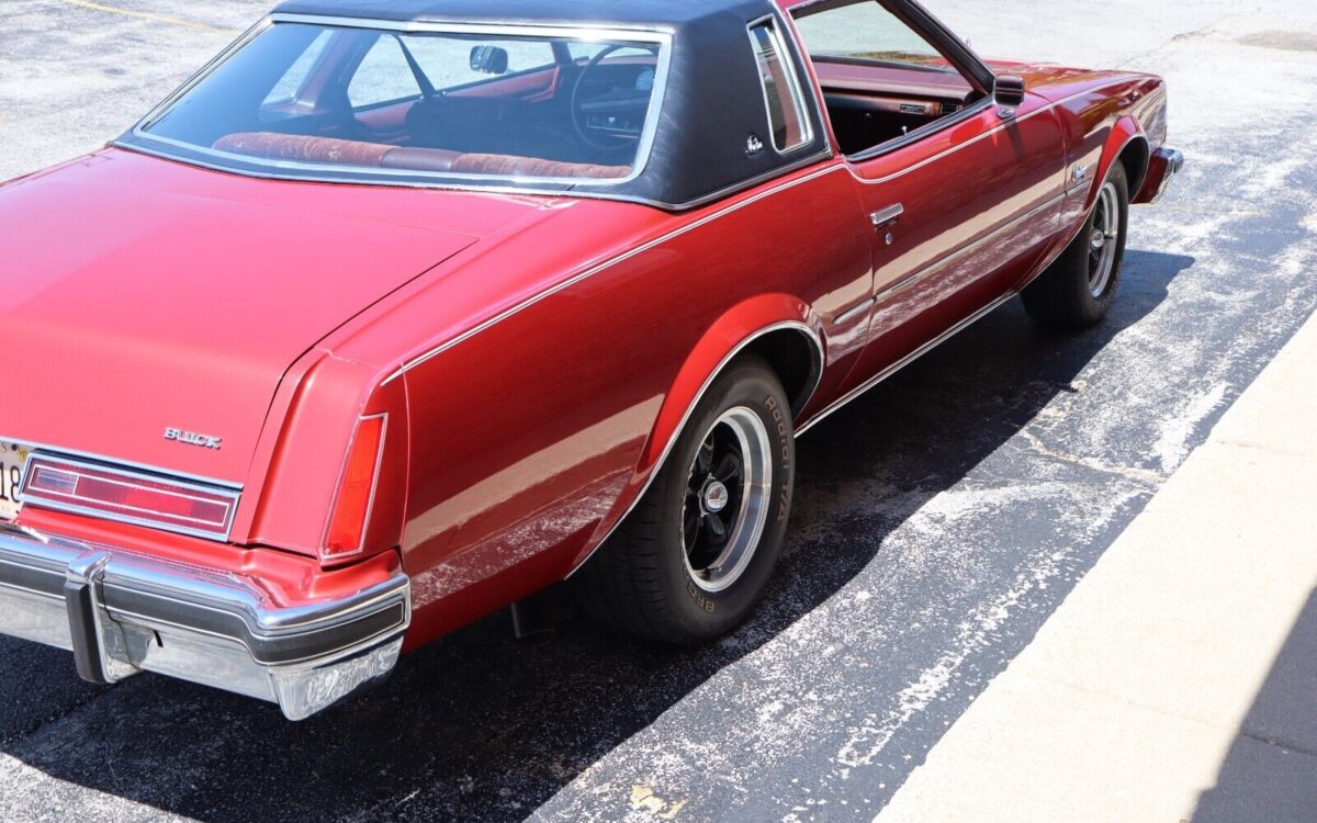 Buick-Century-Coupe-1976-3