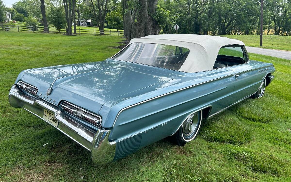 Buick-Electra-225-1962-3