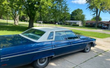 Buick-Electra-225-1976-1