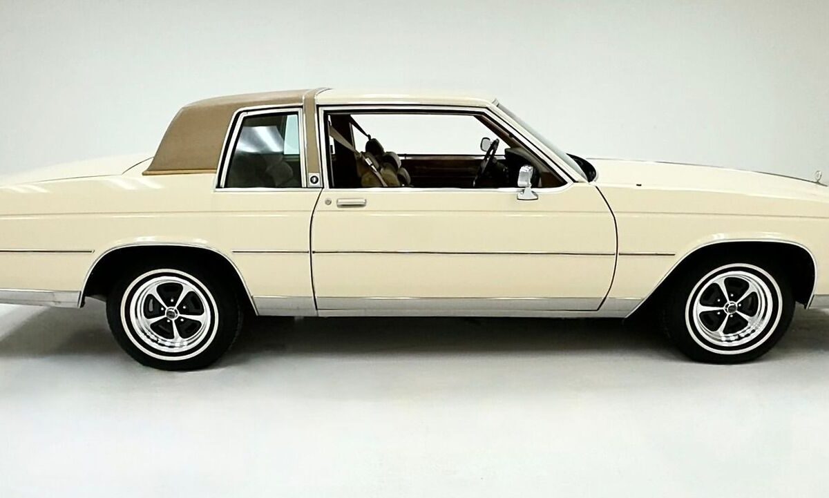 Buick-LeSabre-1985-5