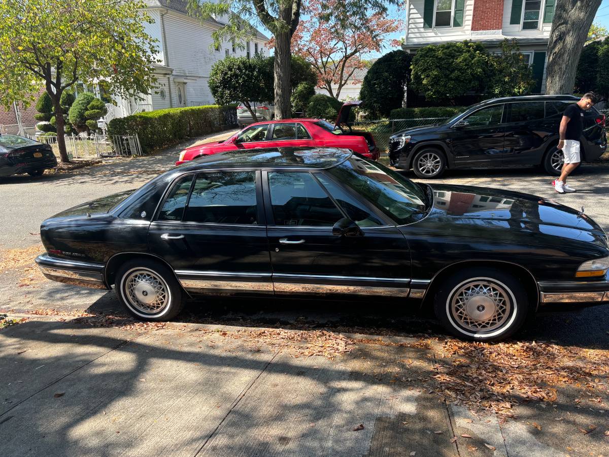 Buick-Park-avenue-1994-1