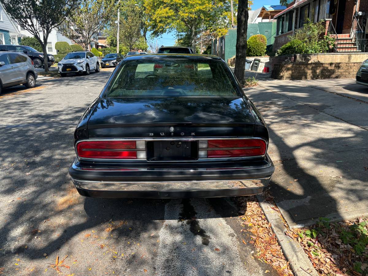 Buick-Park-avenue-1994-2