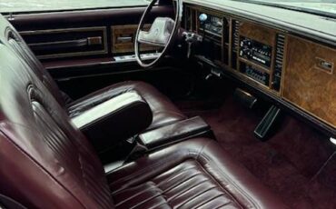 Buick-Riviera-luxury-1985-4