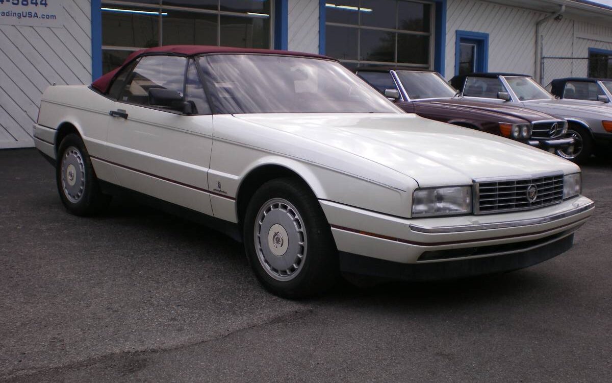 Cadillac-Allante-1989-6