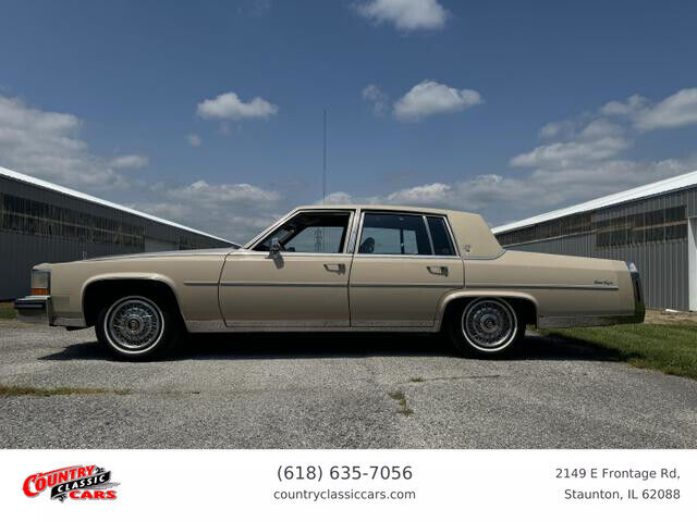 Cadillac-Brougham-Berline-1986-3