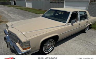 Cadillac-Brougham-Berline-1986-5