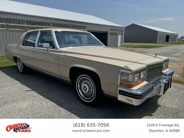 Cadillac-Brougham-Berline-1986-8