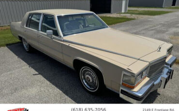 Cadillac-Brougham-Berline-1986-9