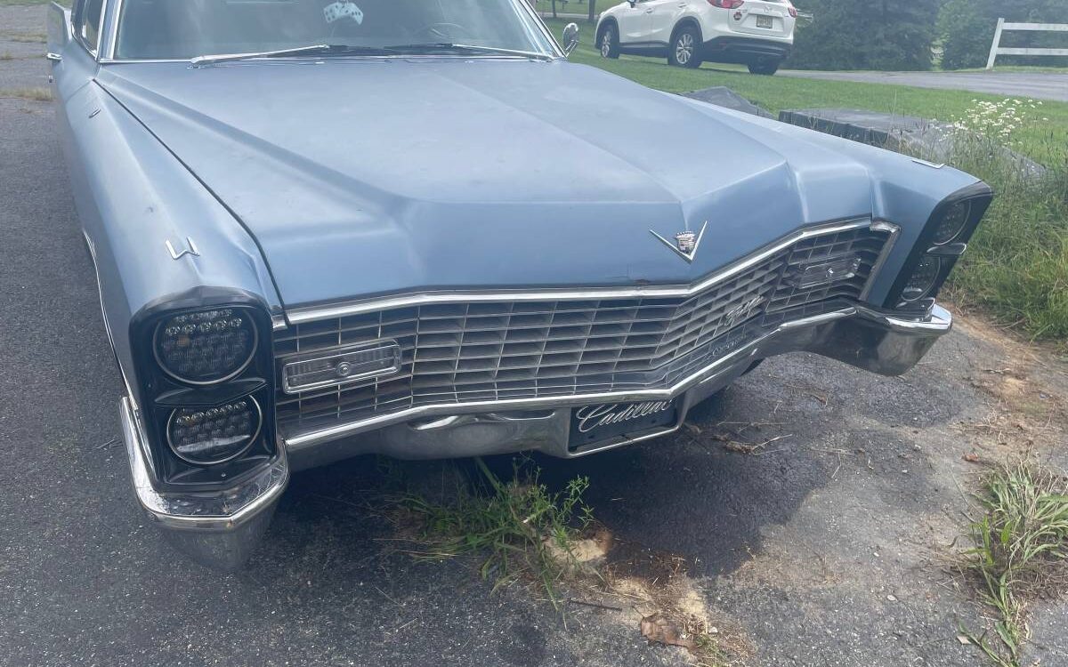 Cadillac-Coupe-de-ville-1967-11