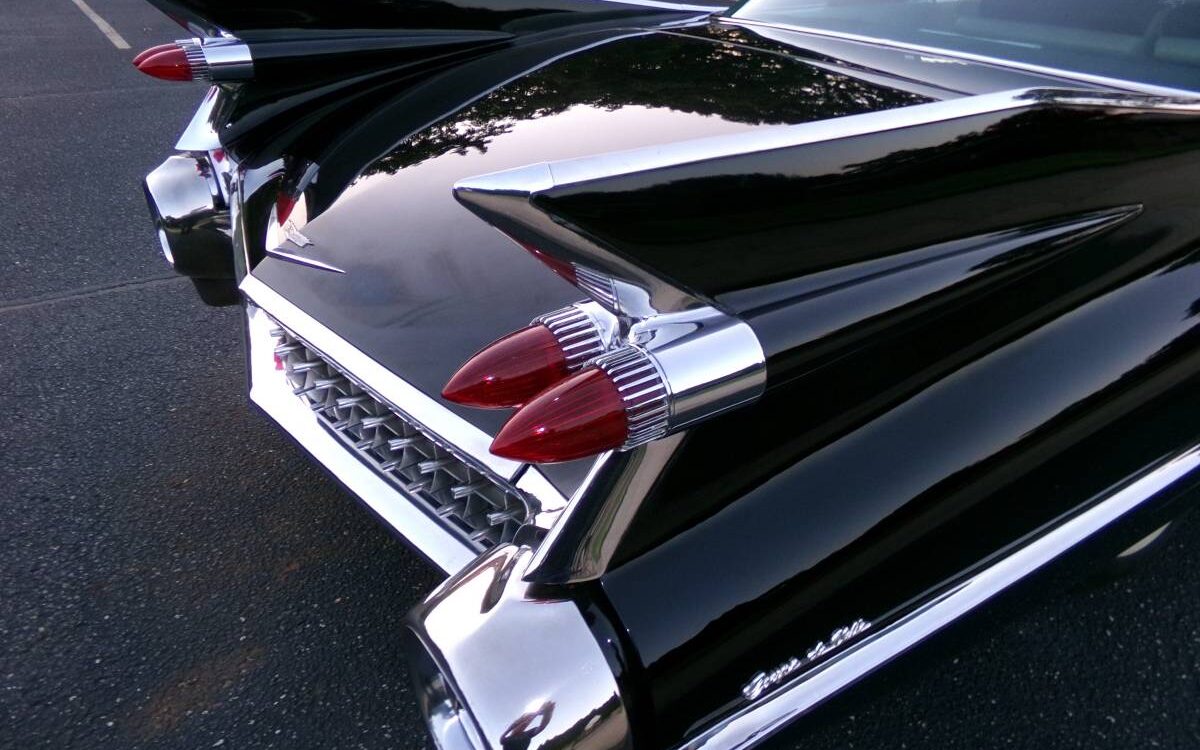 Cadillac-Coupe-deville-1959-4