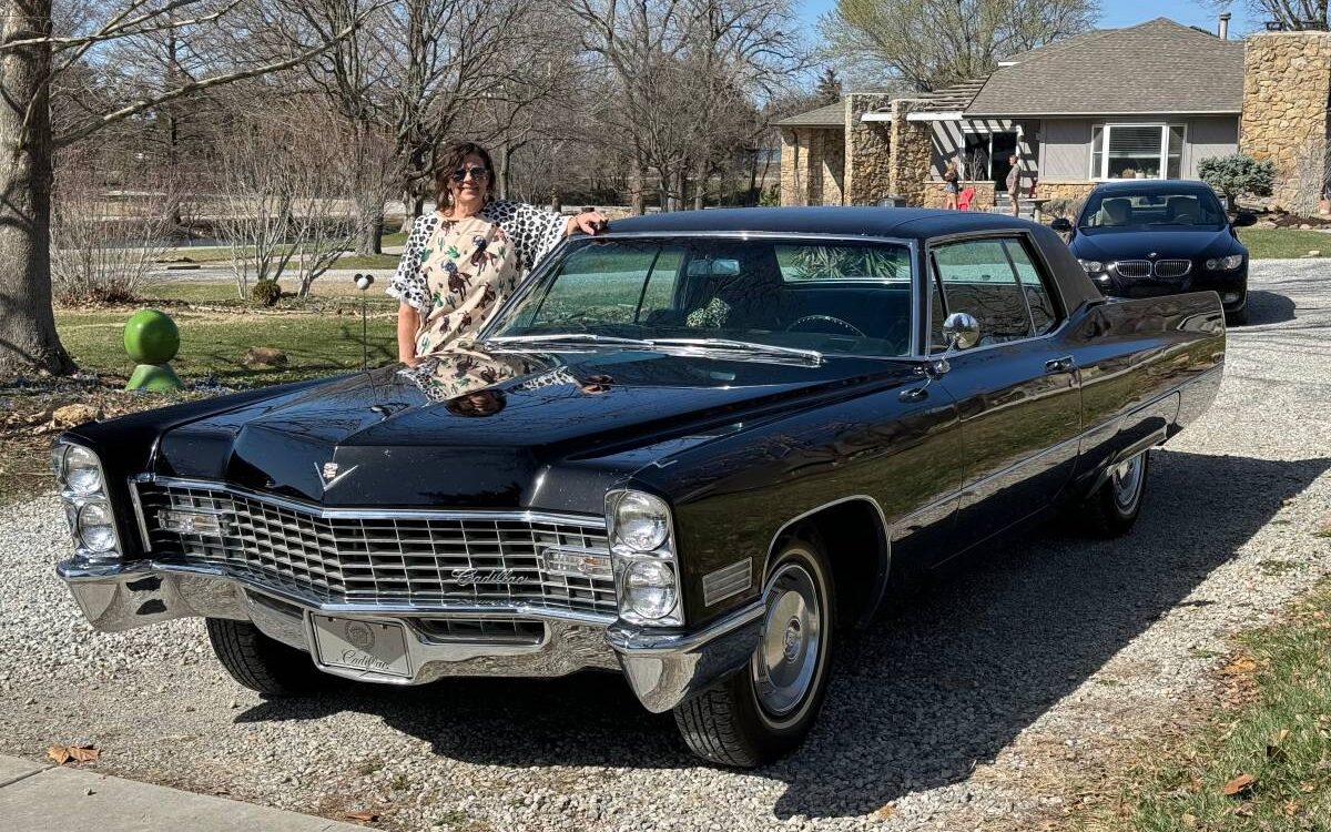 Cadillac-Coupe-deville-1967-17