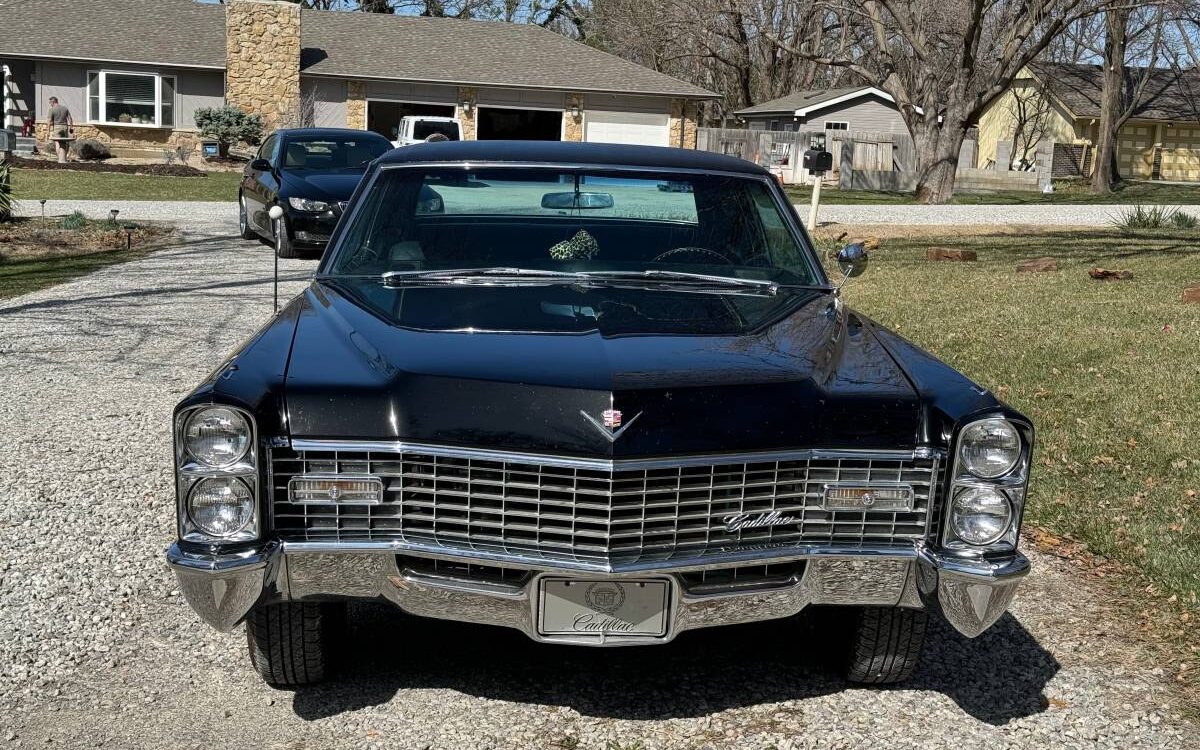 Cadillac-Coupe-deville-1967-22