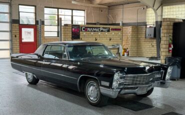 Cadillac-Coupe-deville-1967-3