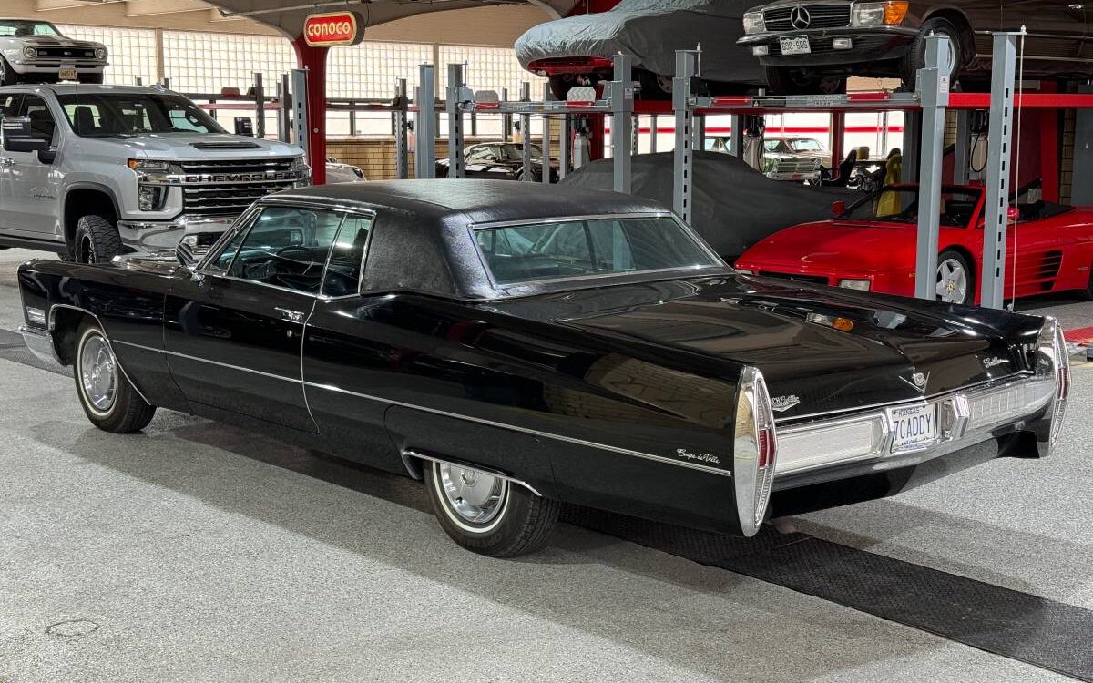 Cadillac-Coupe-deville-1967-7