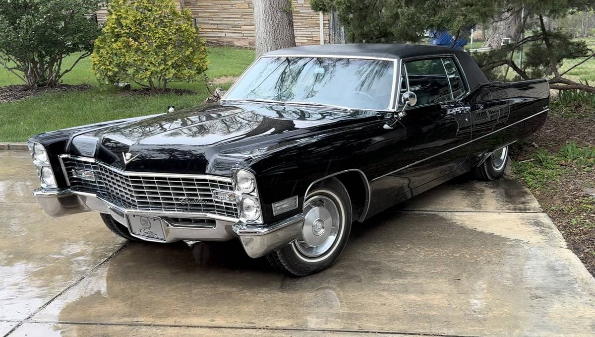 Cadillac-Coupe-deville-1967