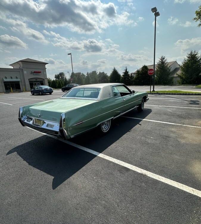 Cadillac-Coupe-deville-1973-18