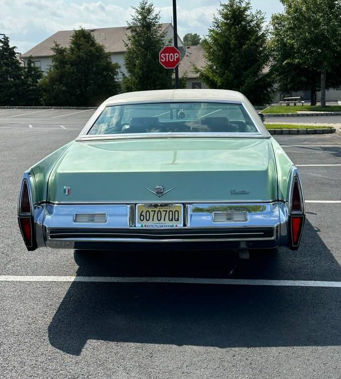 Cadillac-Coupe-deville-1973-19