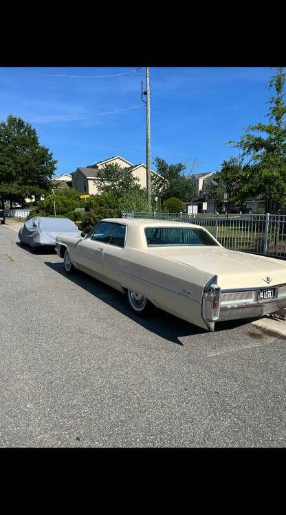 Cadillac-Coupe-deville-calais.-1965-12