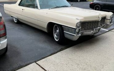 Cadillac-Coupe-deville-calais.-1965-9