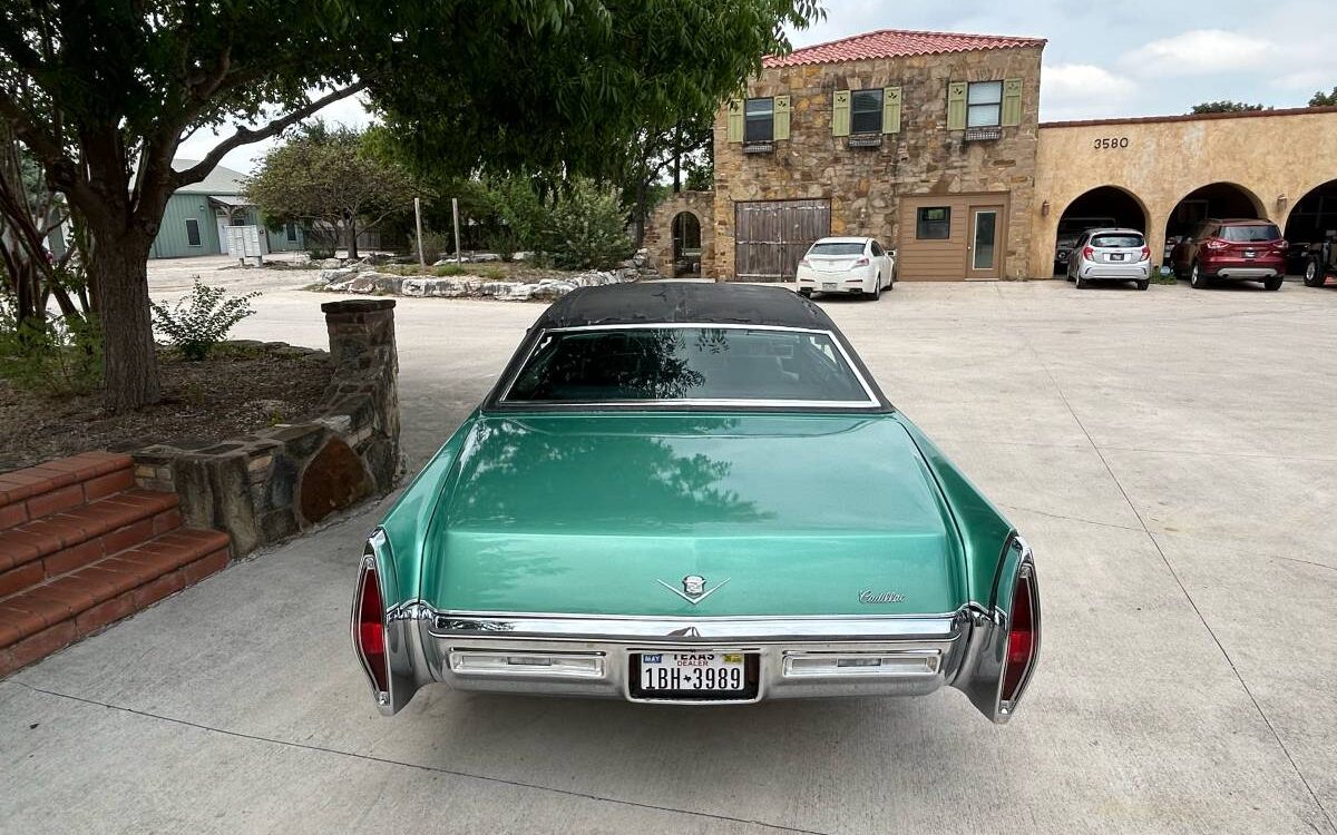 Cadillac-Couple-deville-1972-4