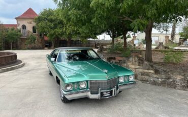 Cadillac-Couple-deville-1972-9