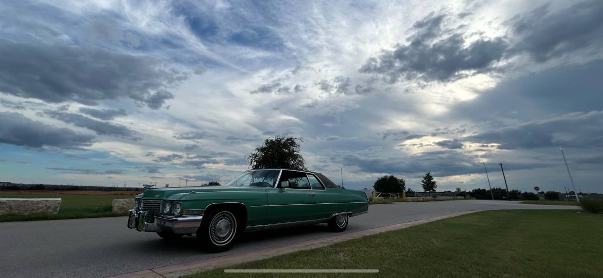 Cadillac-Couple-deville-1972