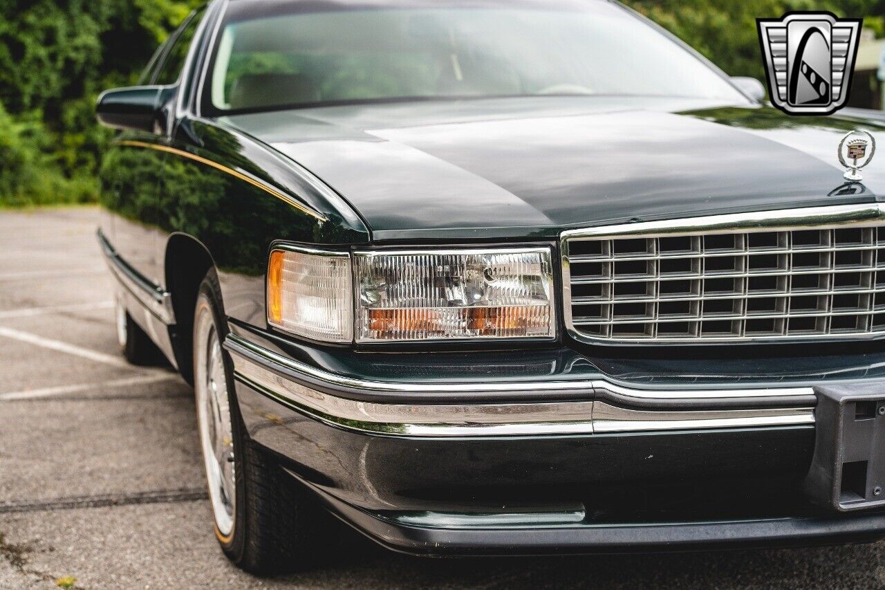 Cadillac-DeVille-Berline-1994-11