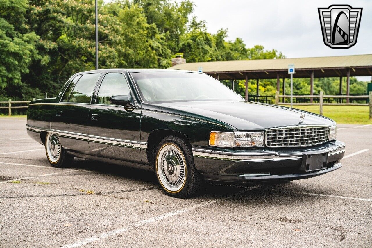 Cadillac-DeVille-Berline-1994-8