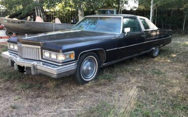 Cadillac-Deville-1975-3