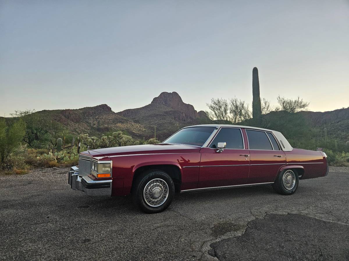 Cadillac-Deville-1980-1