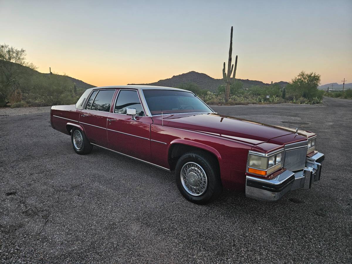 Cadillac-Deville-1980-6