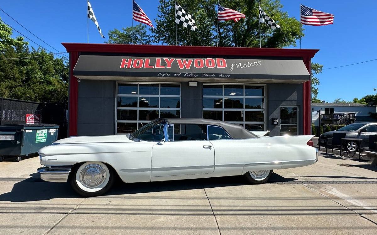 Cadillac-Deville-convertible-1960