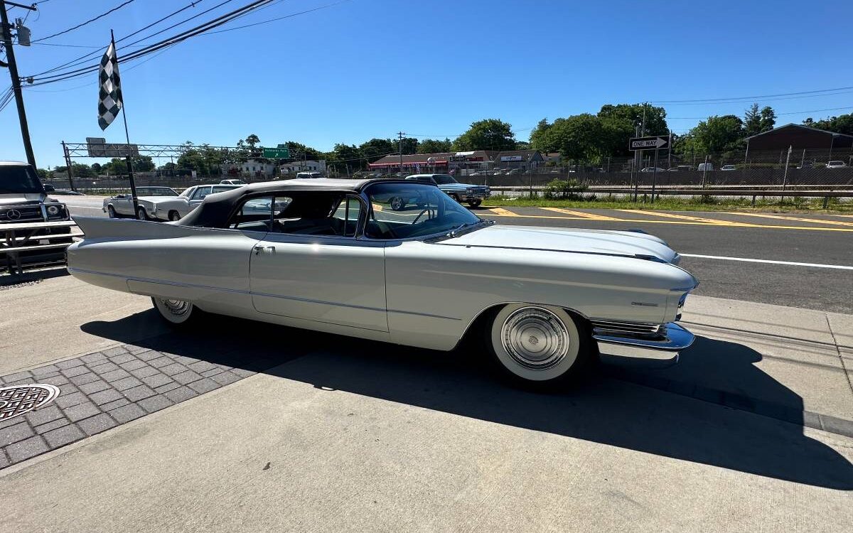 Cadillac-Deville-convertible-1960-2