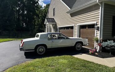 Cadillac-Eldorado-Coupe-1983-1