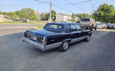 Cadillac-Fleetwood-brougham-1992-5