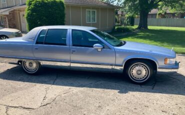 Cadillac-Fleetwood-brougham-1994