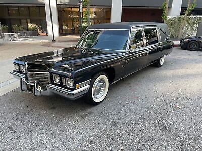 Cadillac-Hearse-1972-3