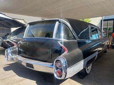 Cadillac-Hearse-Limousine-1960-10