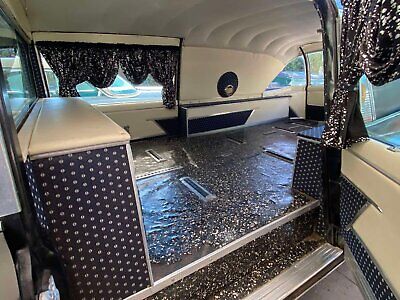 Cadillac-Hearse-Limousine-1960-17