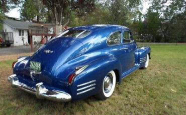 Cadillac-Series-61-Coupe-1941-3