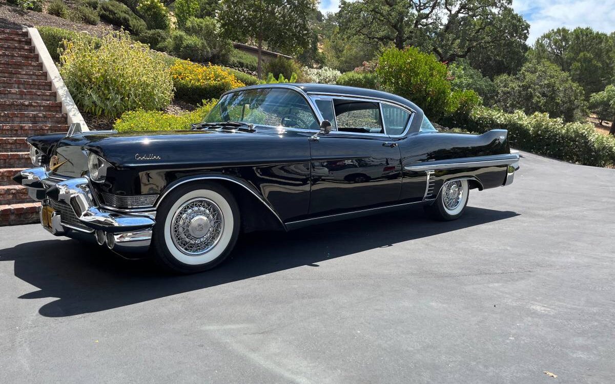 Cadillac-Series-62-1957