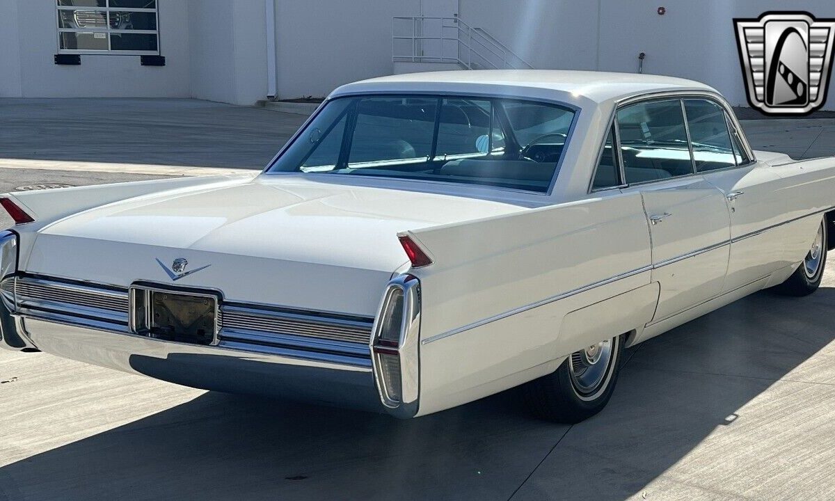 Cadillac-Series-62-1964-5